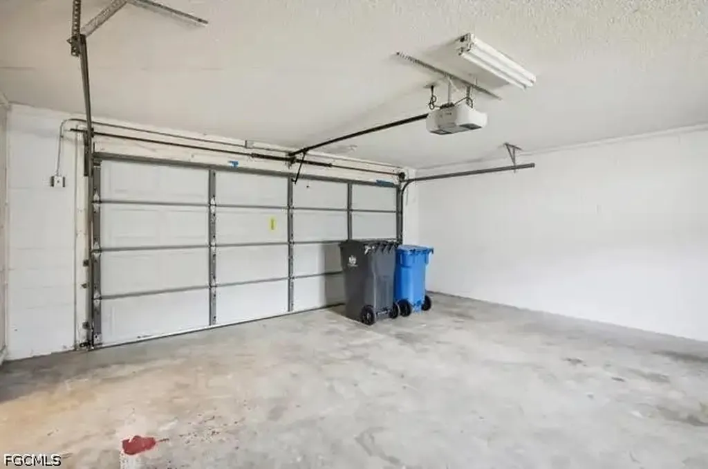 14107 Briarthorn Drive N Tampa FL 33625