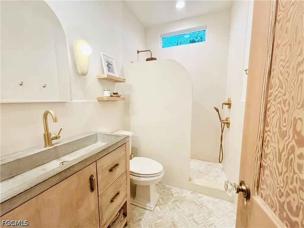 1717 Sunset Place Fort Myers FL 33901