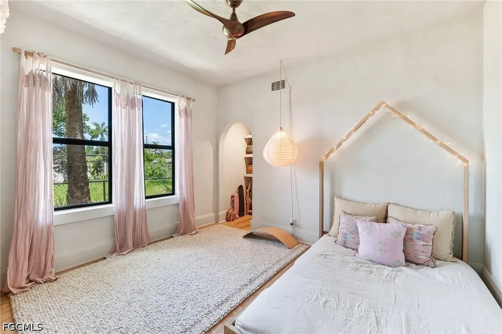 1717 Sunset Place Fort Myers FL 33901