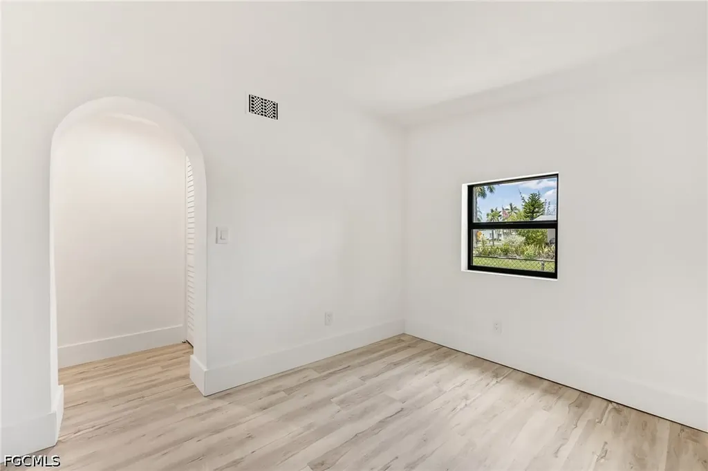 1717 Sunset Place Fort Myers FL 33901