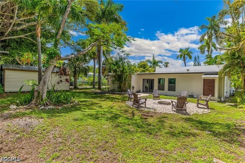 1717 Sunset Place Fort Myers FL 33901