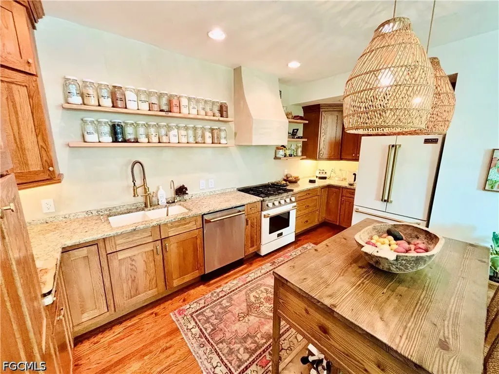 1717 Sunset Place Fort Myers FL 33901