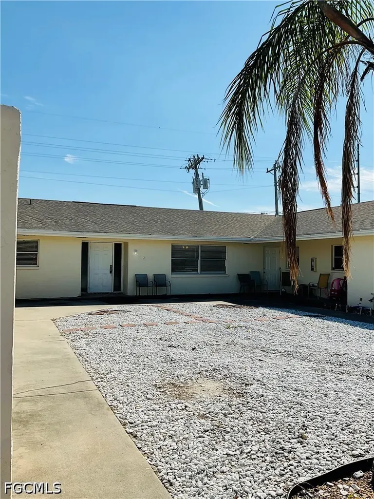 3509 SE 15th Place Cape Coral FL 33904