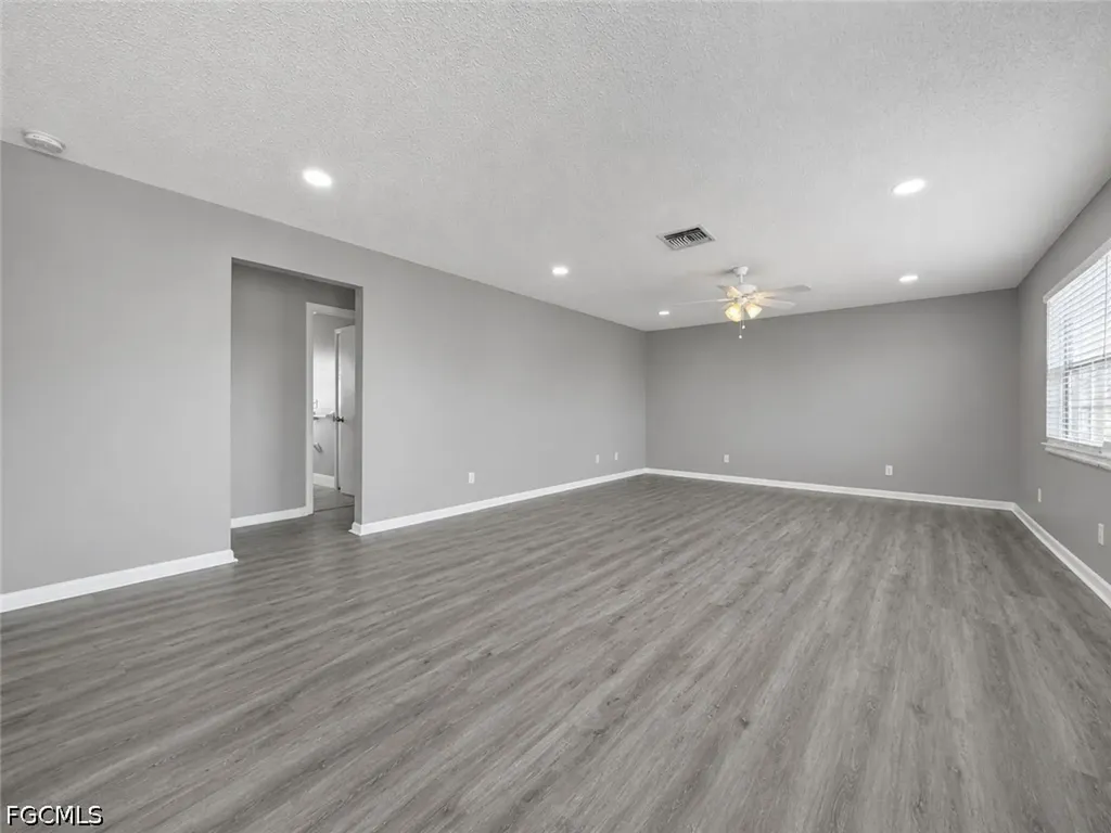 3509 SE 15th Place Cape Coral FL 33904