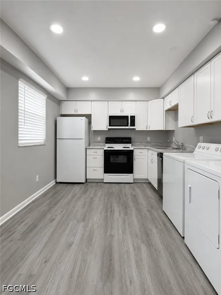 3509 SE 15th Place Cape Coral FL 33904