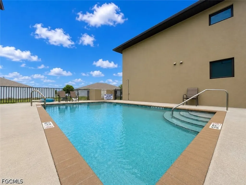 4109 SW 8th Place Cape Coral FL 33914