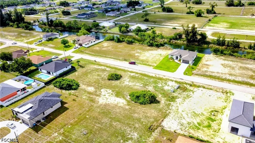 1238 NW 24th Terrace Cape Coral FL 33993