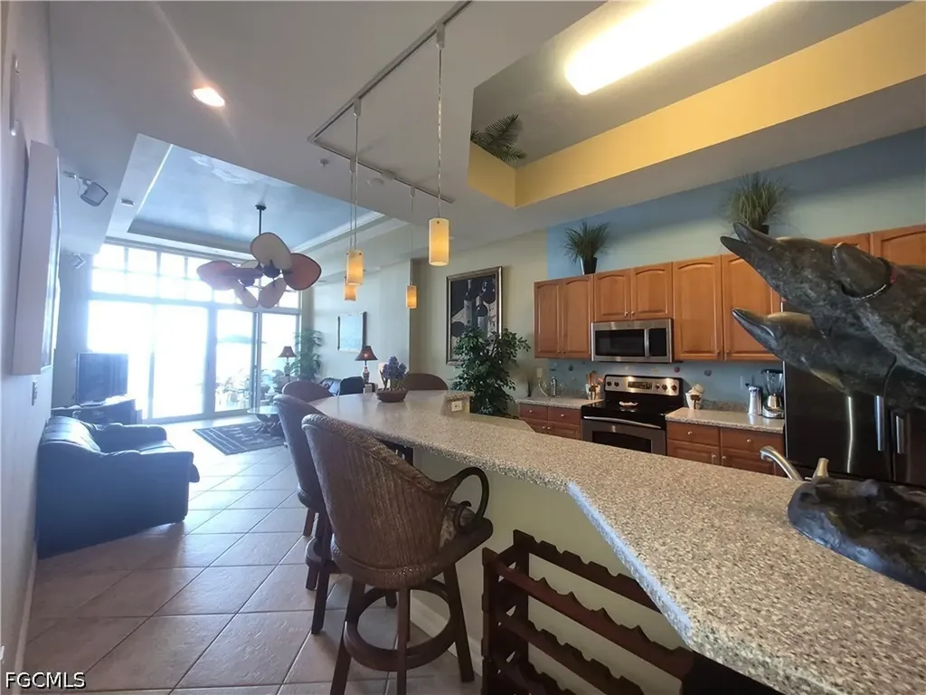 2797 First Street Fort Myers FL 33916