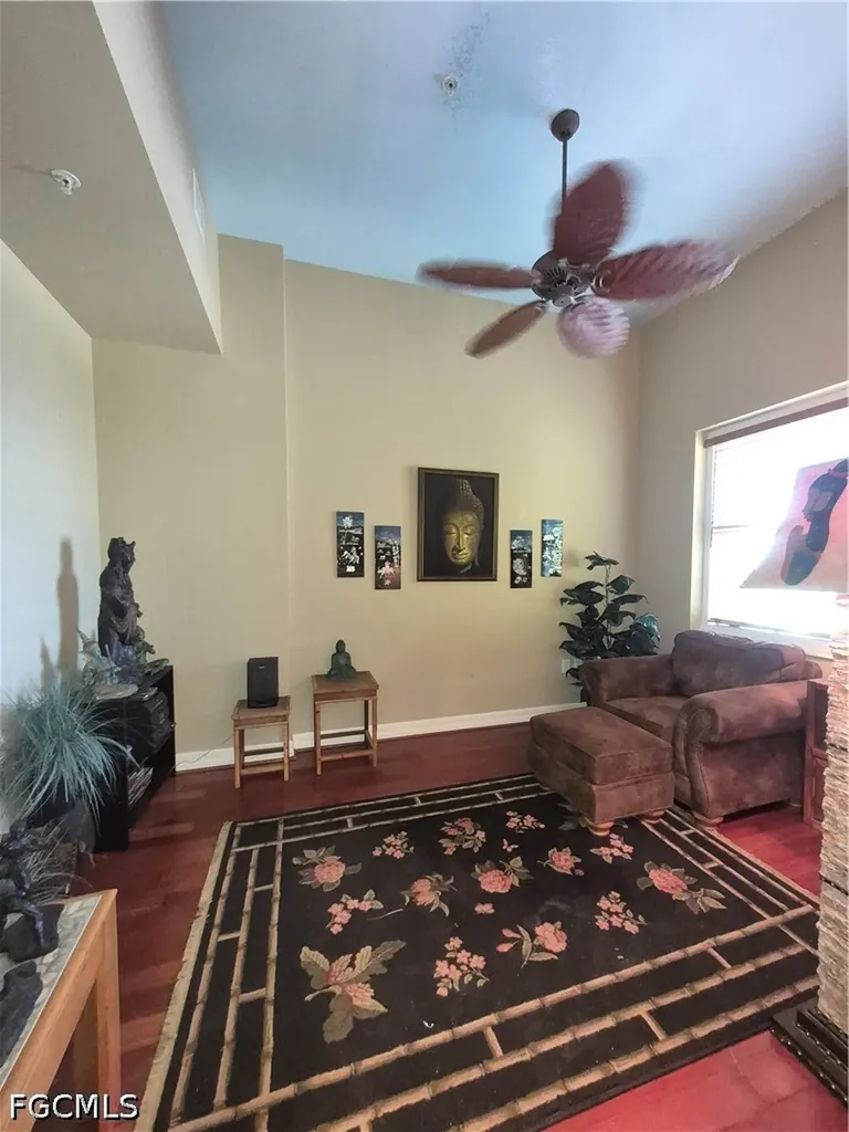2797 First Street Fort Myers FL 33916