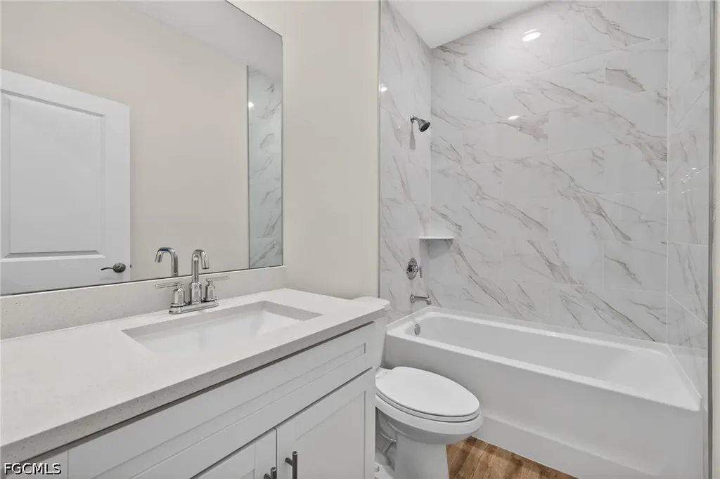 3074 NW 4th Avenue Cape Coral FL 33993