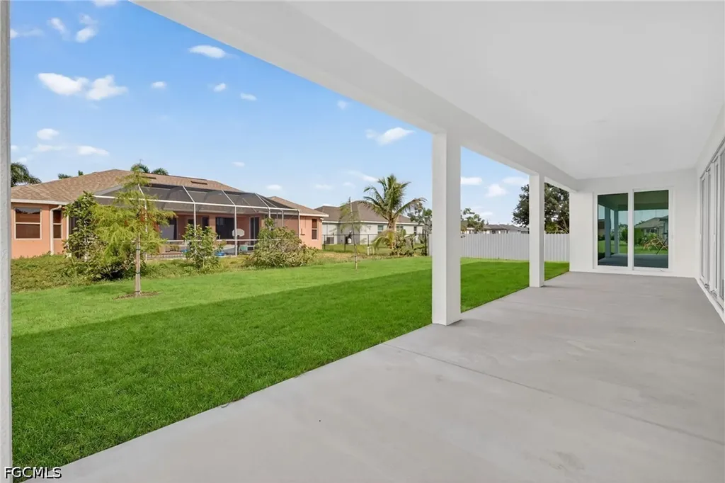 3074 NW 4th Avenue Cape Coral FL 33993
