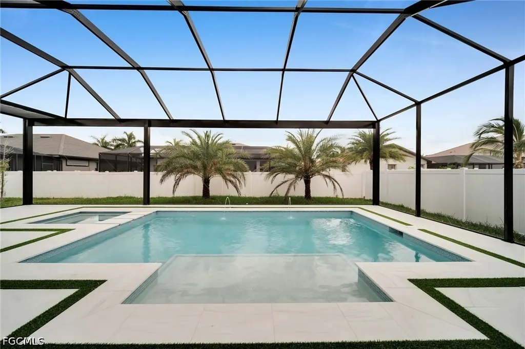 4418 SW 25th Place Cape Coral FL 33914