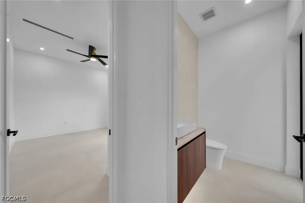 4418 SW 25th Place Cape Coral FL 33914