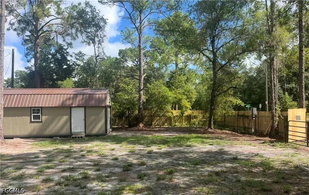 9113 Garetta Avenue Webster FL 33597