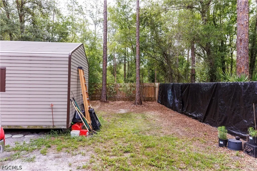 9113 Garetta Avenue Webster FL 33597