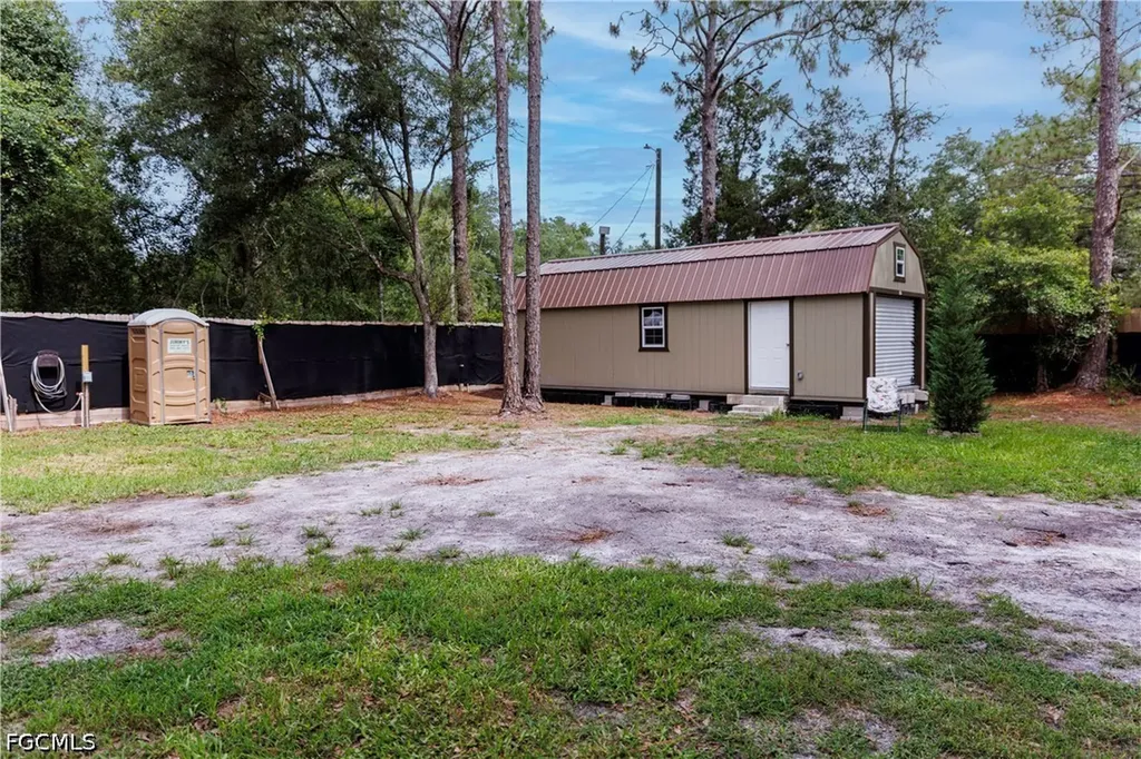 9113 Garetta Avenue Webster FL 33597