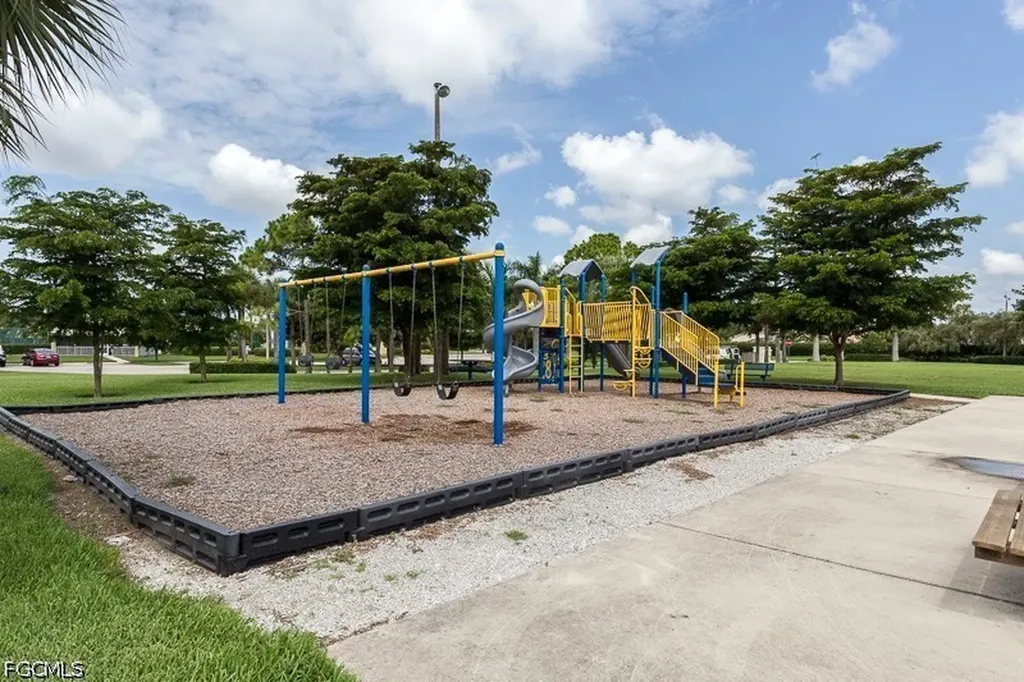 12929 Dresden Court Fort Myers FL 33912