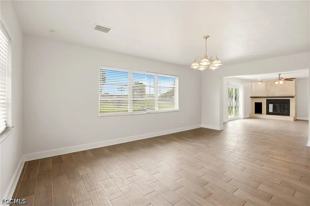 4331 Tufts Avenue Fort Myers FL 33901