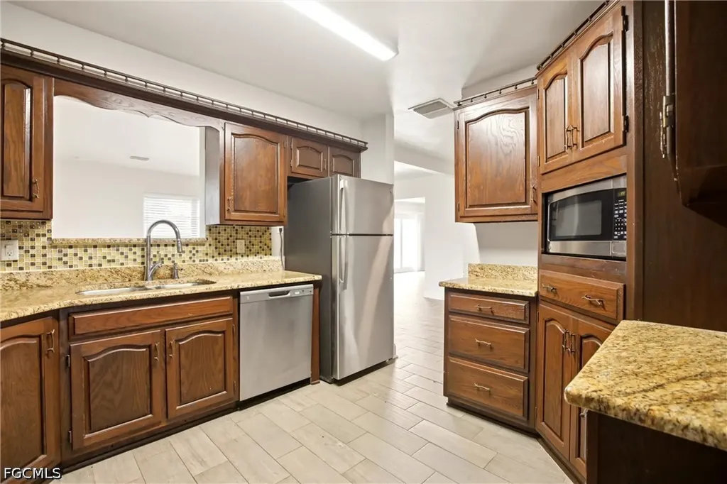 4331 Tufts Avenue Fort Myers FL 33901