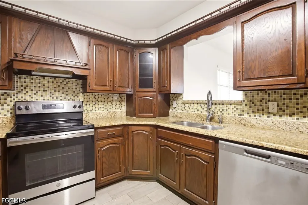 4331 Tufts Avenue Fort Myers FL 33901