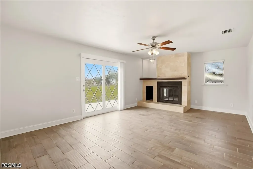 4331 Tufts Avenue Fort Myers FL 33901