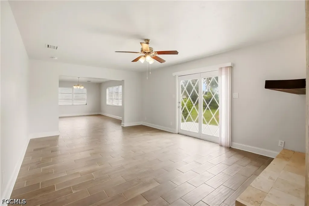 4331 Tufts Avenue Fort Myers FL 33901