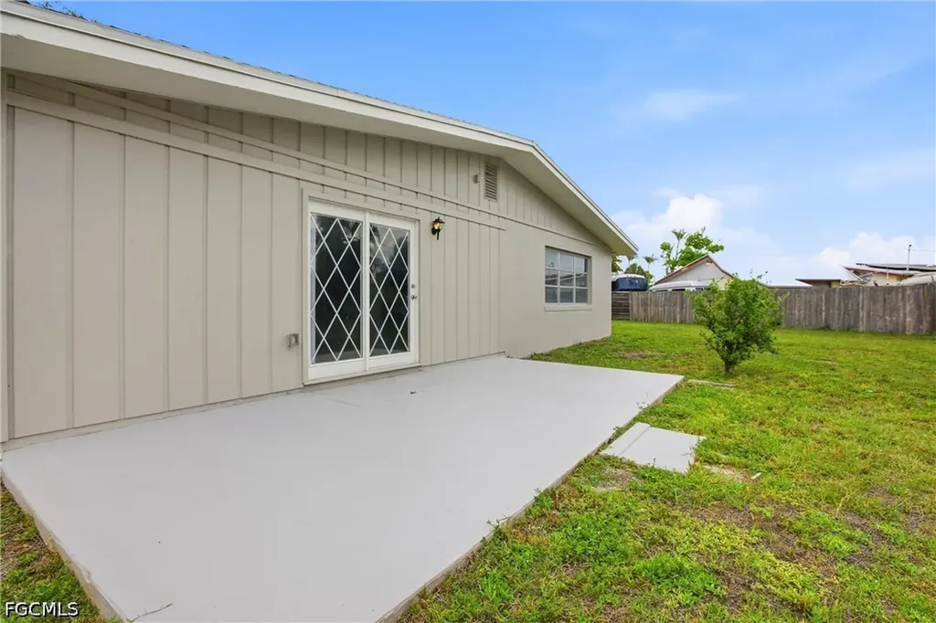 4331 Tufts Avenue Fort Myers FL 33901