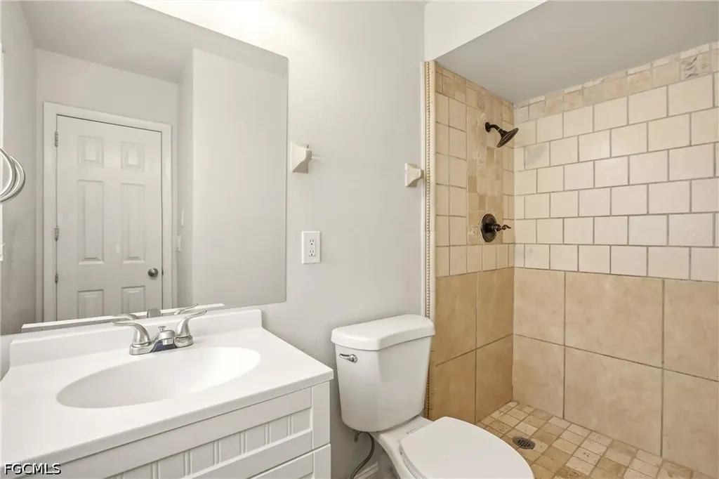 4331 Tufts Avenue Fort Myers FL 33901