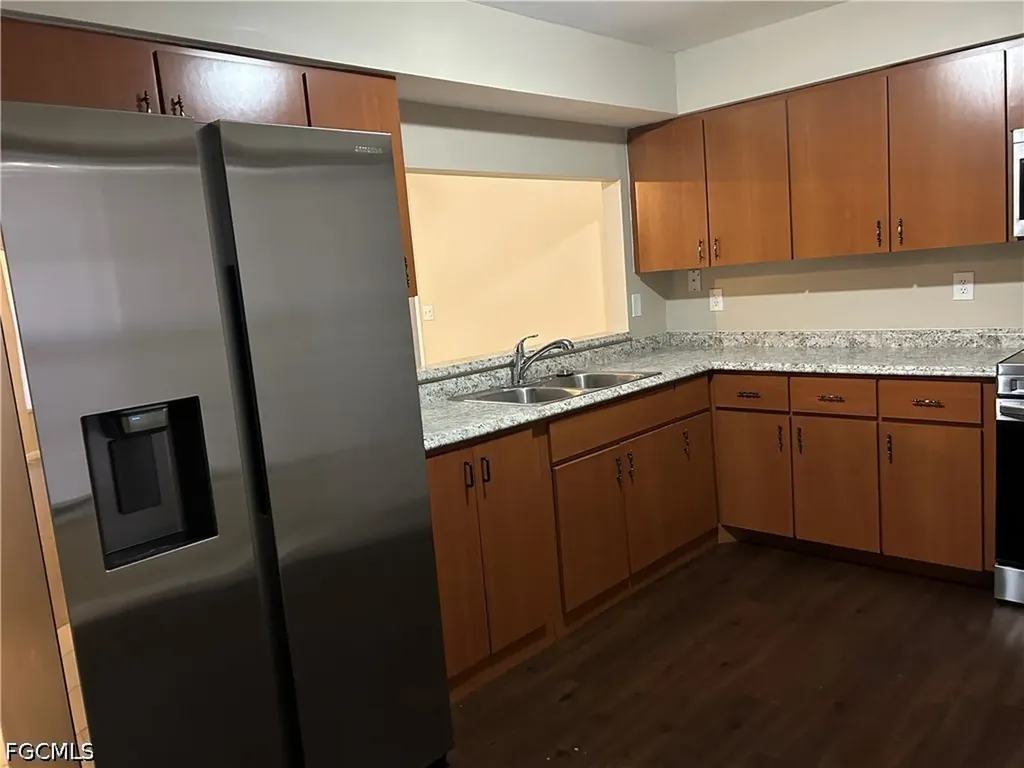 405 SW 43rd Lane Cape Coral FL 33914