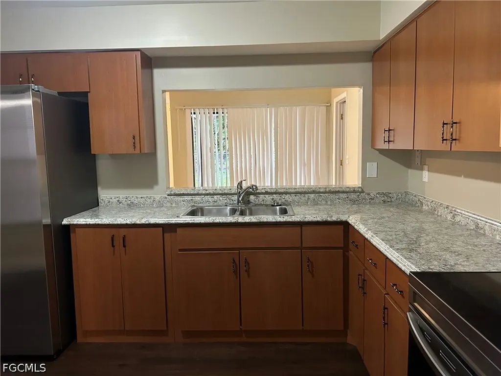 405 SW 43rd Lane Cape Coral FL 33914