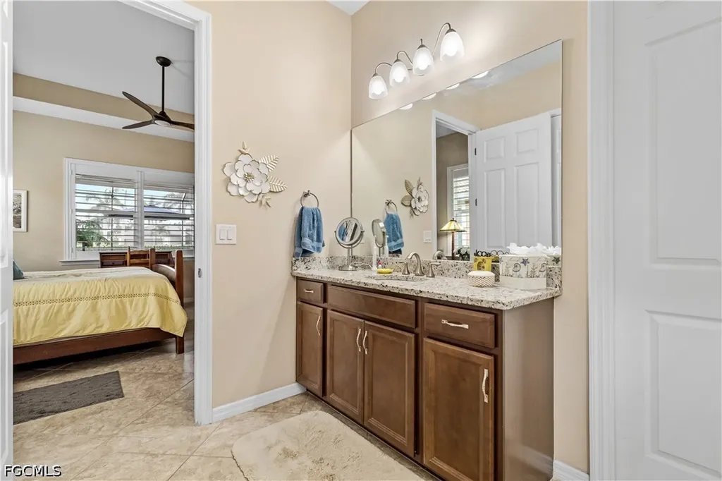 2875 Sunset Pointe Circle E Cape Coral FL 33914