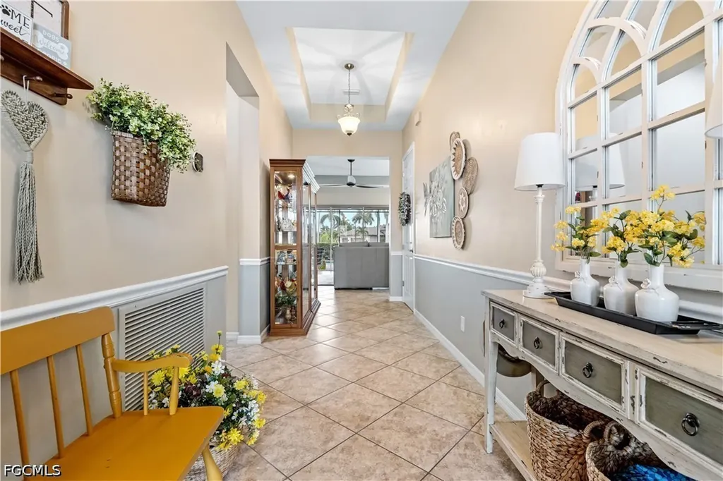 2875 Sunset Pointe Circle E Cape Coral FL 33914