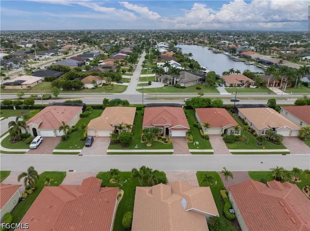 2875 Sunset Pointe Circle E Cape Coral FL 33914