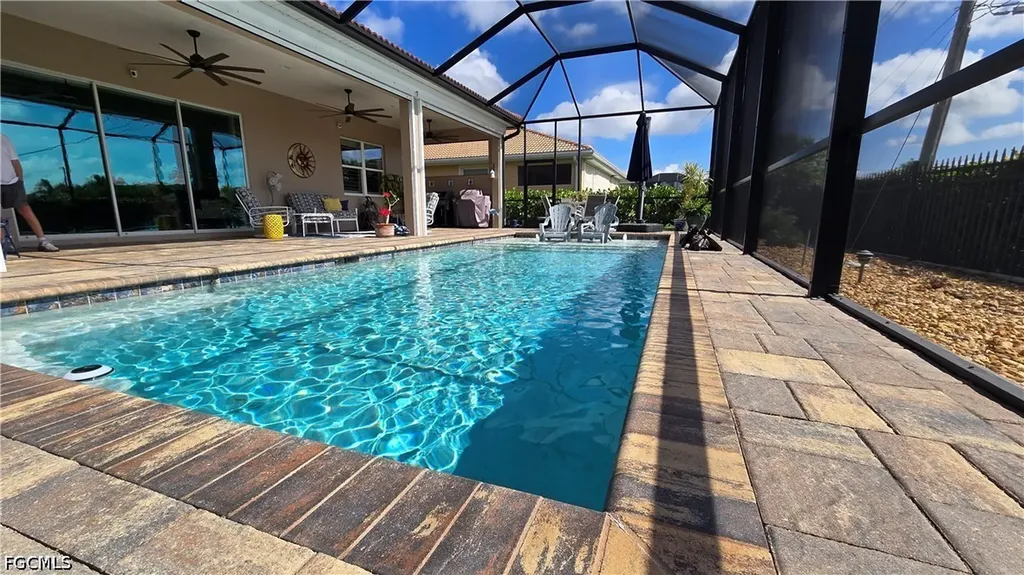 2875 Sunset Pointe Circle E Cape Coral FL 33914