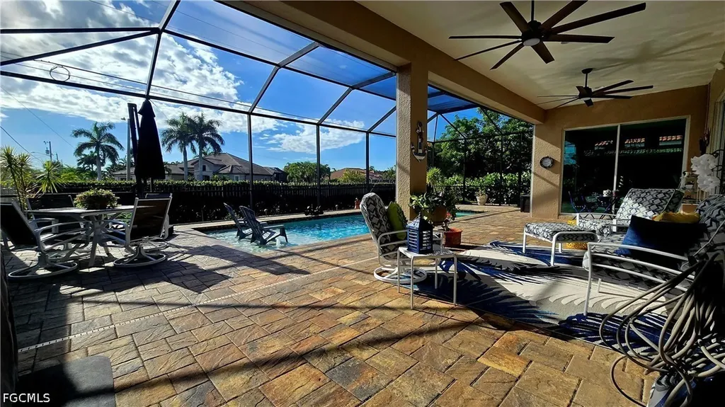 2875 Sunset Pointe Circle E Cape Coral FL 33914