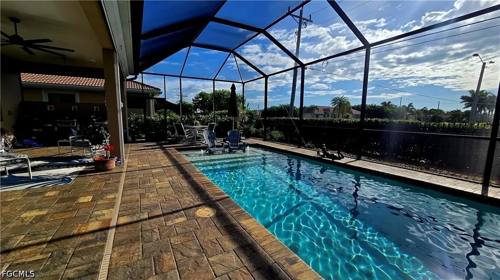 2875 Sunset Pointe Circle E Cape Coral FL 33914