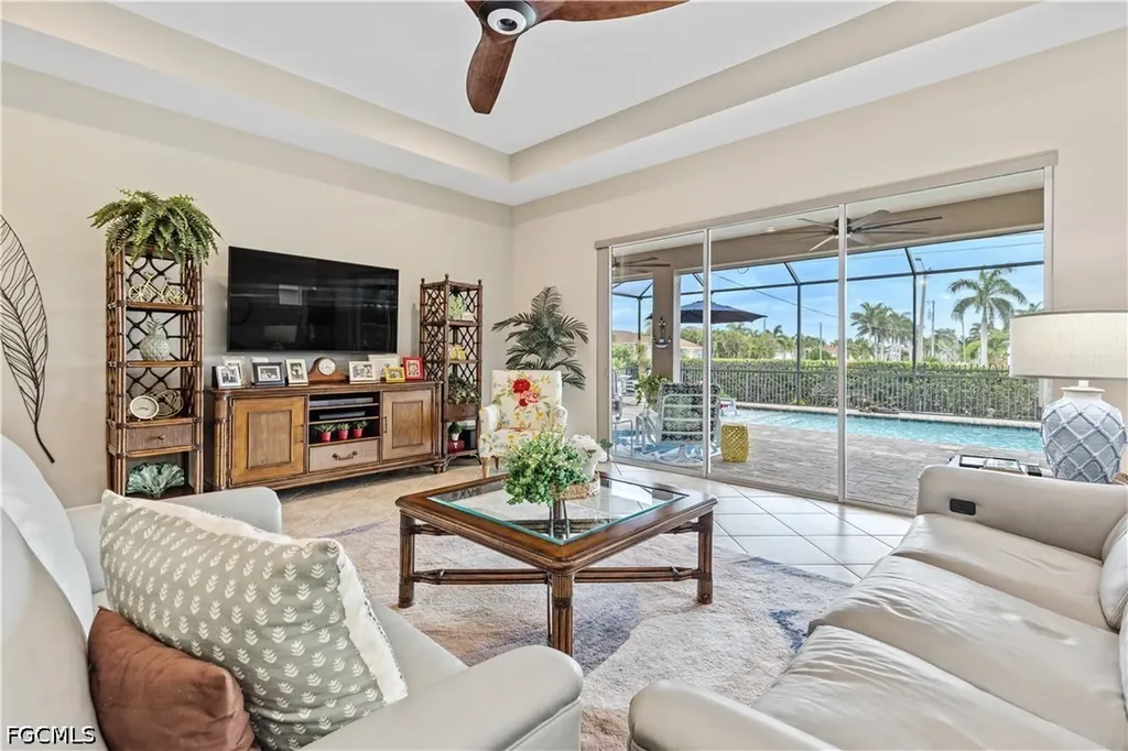 2875 Sunset Pointe Circle E Cape Coral FL 33914