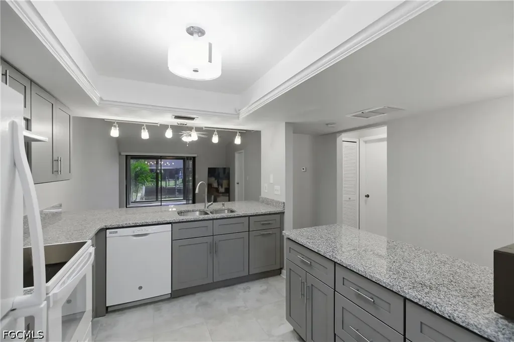 Cape Coral FL 33904