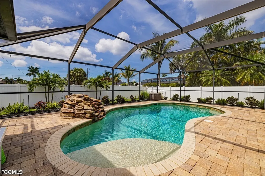 3504 SW 6th Street Cape Coral FL 33991