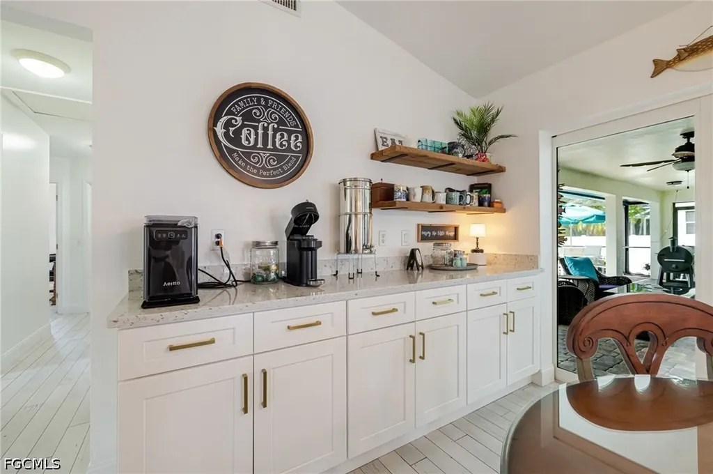 3504 SW 6th Street Cape Coral FL 33991