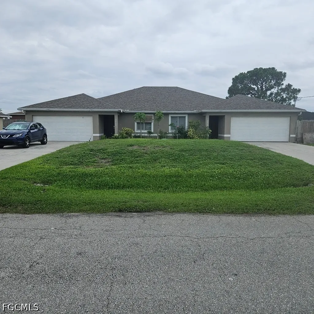 2407 Paul Avenue S Lehigh Acres FL 33973