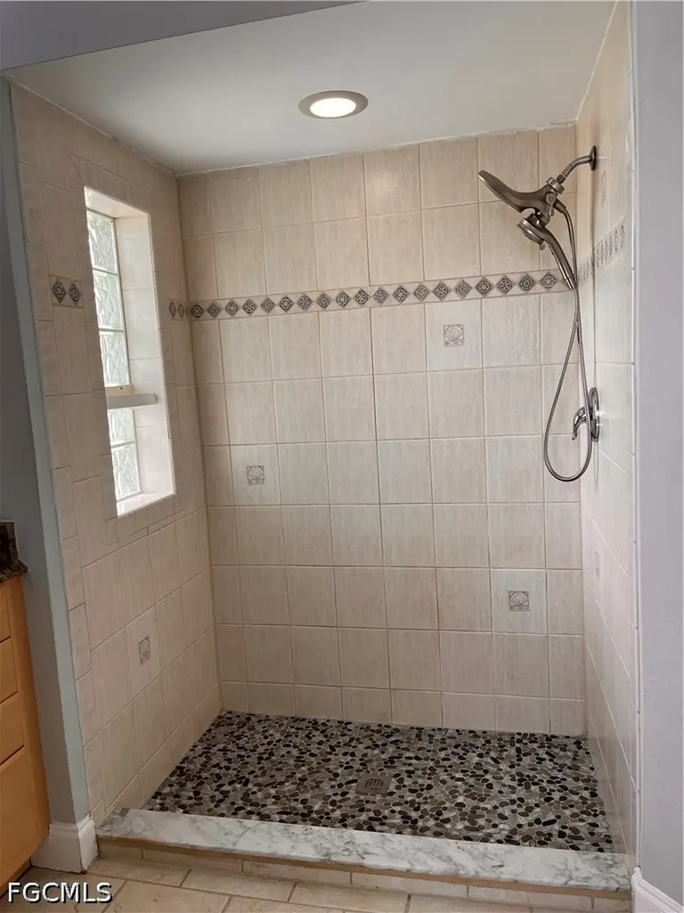 111 SE 21st Avenue Cape Coral FL 33990