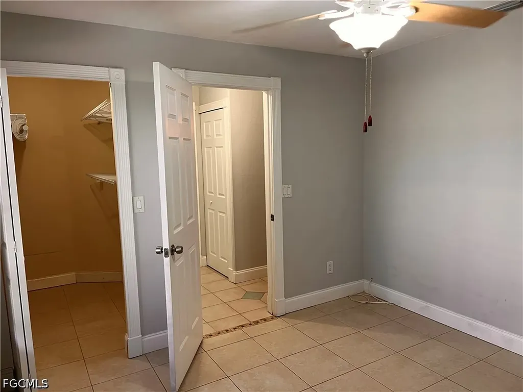 111 SE 21st Avenue Cape Coral FL 33990