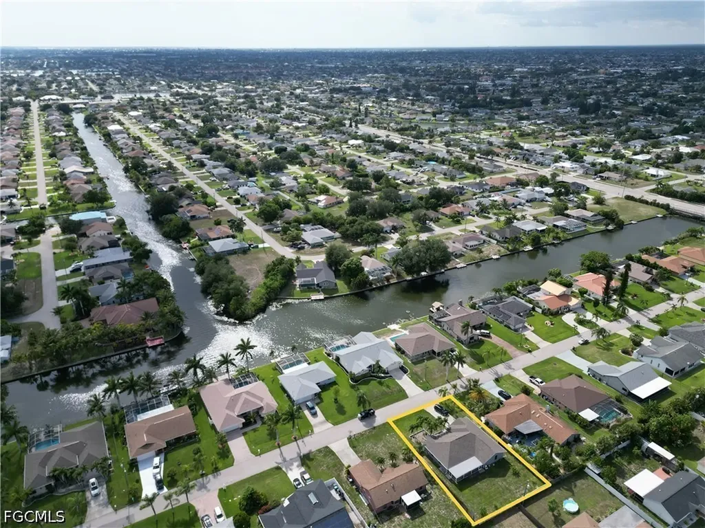 111 SE 21st Avenue Cape Coral FL 33990