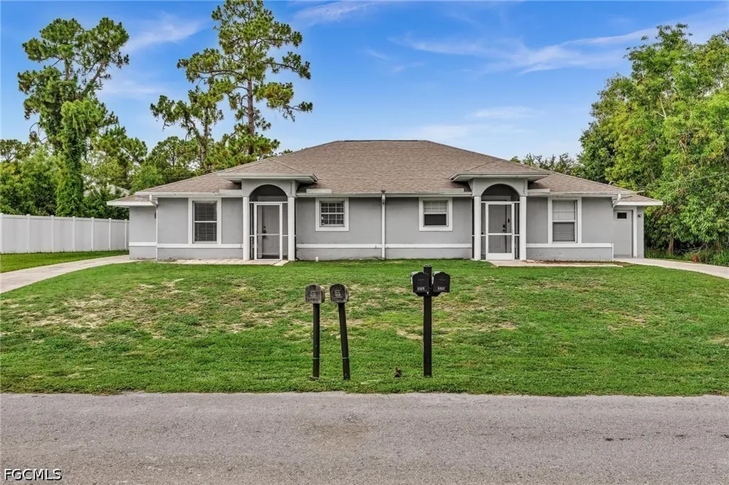5327 30th Street SW Lehigh Acres FL 33973