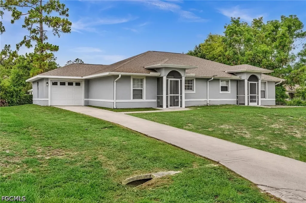 5327 30th Street SW Lehigh Acres FL 33973