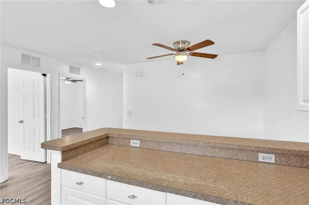 5327 30th Street SW Lehigh Acres FL 33973