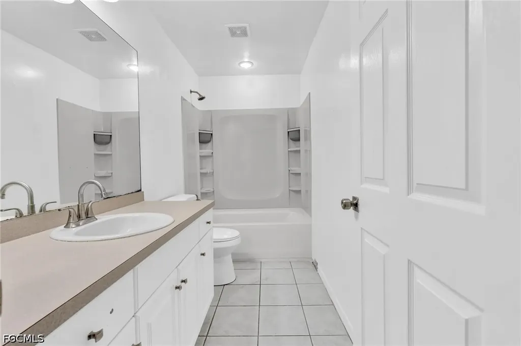 5327 30th Street SW Lehigh Acres FL 33973