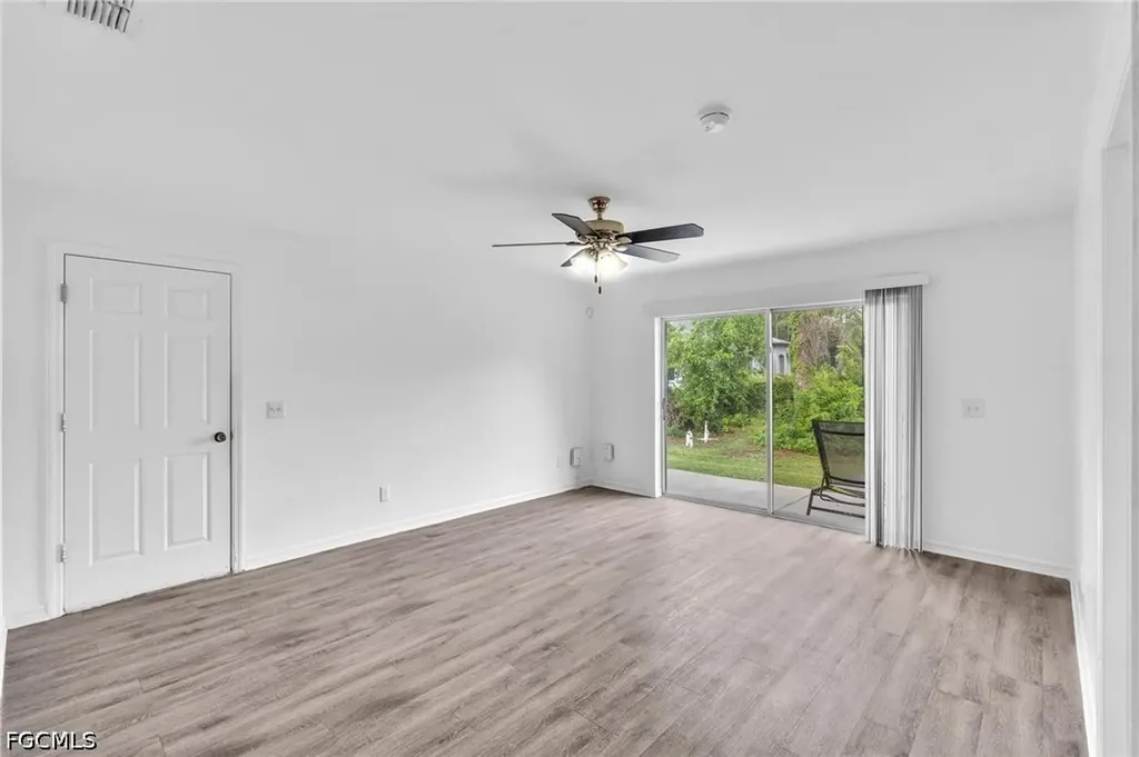 5327 30th Street SW Lehigh Acres FL 33973