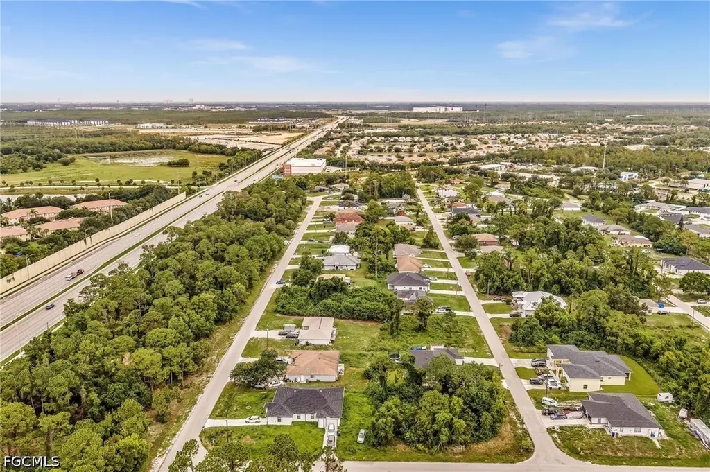 5327 30th Street SW Lehigh Acres FL 33973